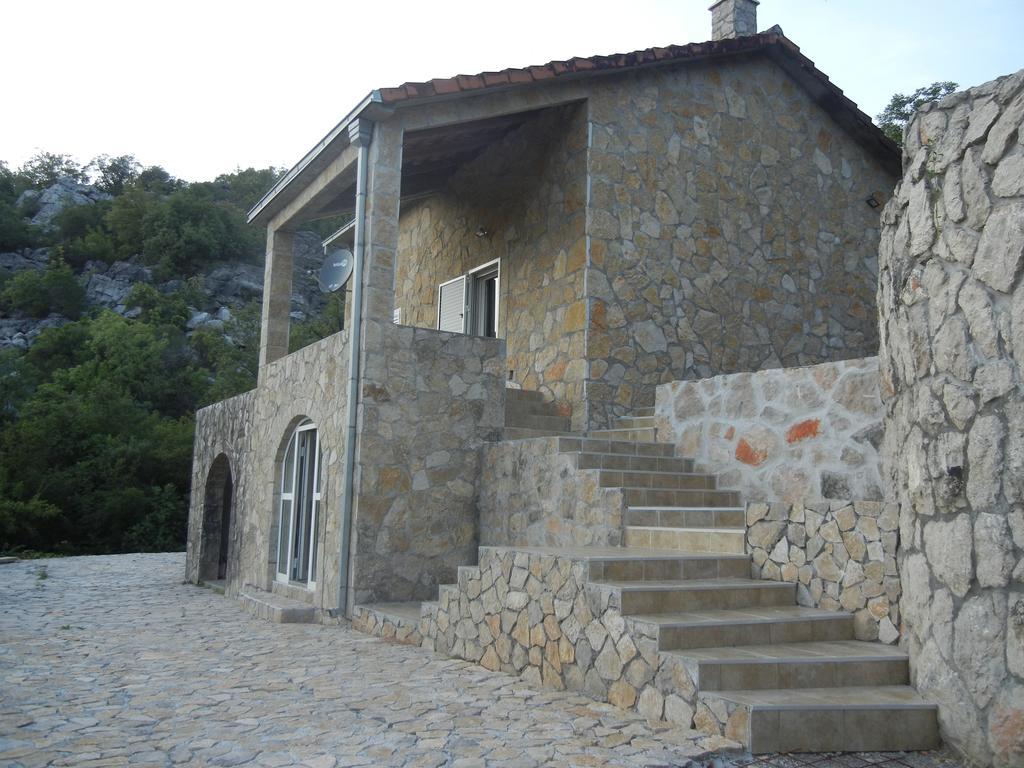 Villa Skadar Lake Karuc Ngoại thất bức ảnh