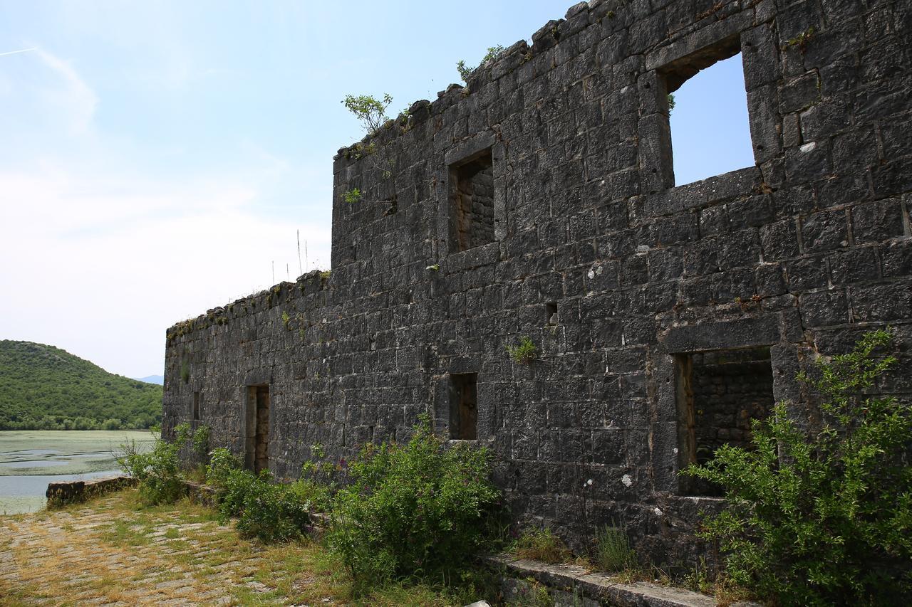 Villa Skadar Lake Karuc Ngoại thất bức ảnh